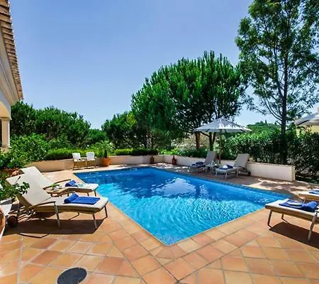 Sleeps 10 Pool Air Con Wifi *