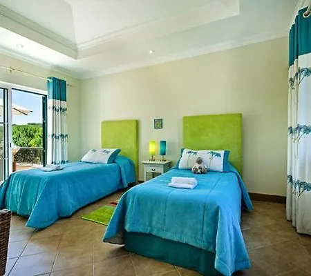 Sleeps 10 Pool Air Con Wifi فيلة فالي دو لوبو